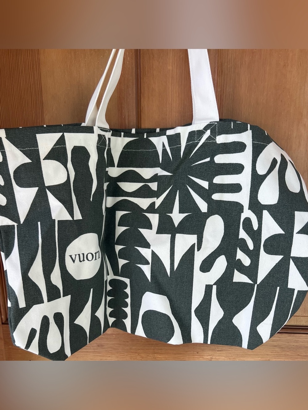 Vuori Cody Hudson Abstract Print Tote Bag - Picture 2 of 9